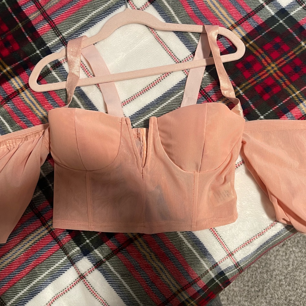 Fashion nova pink crop top